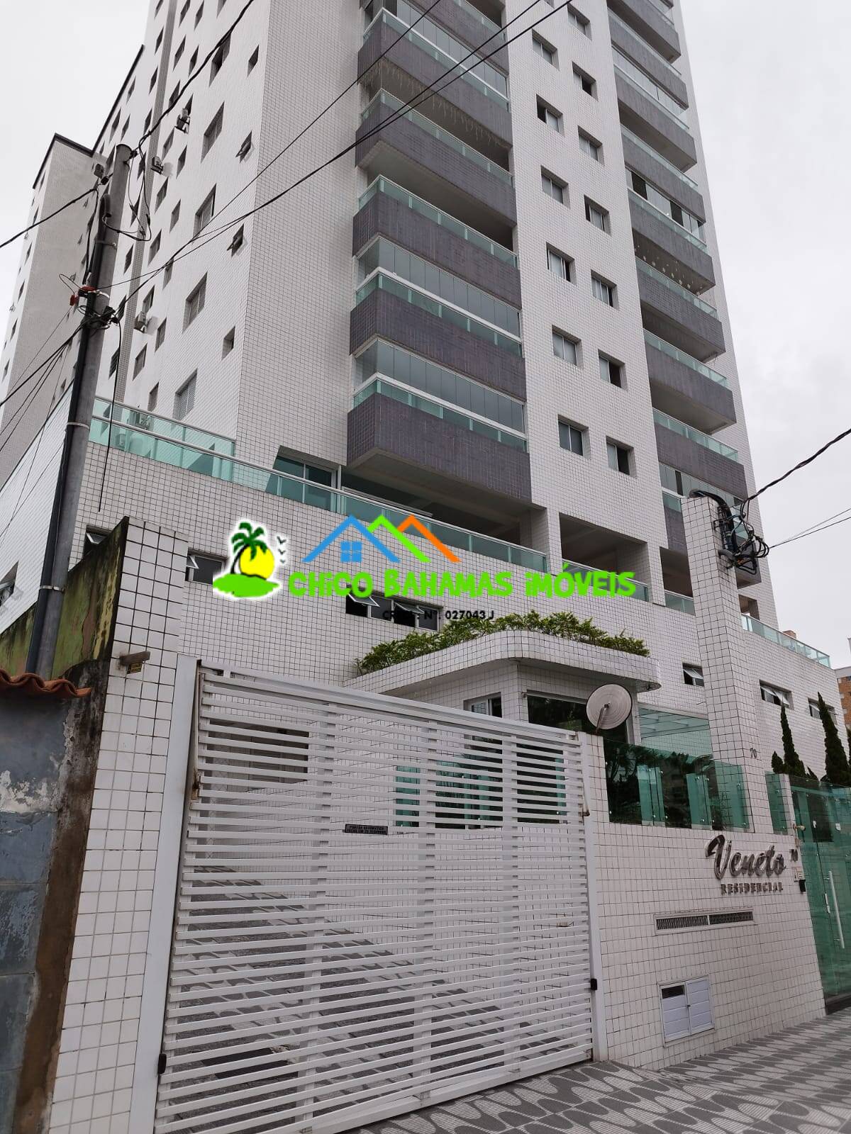 Lindo apto 02 dorms sendo 01 suíte - Aviação - 500 mts da praia