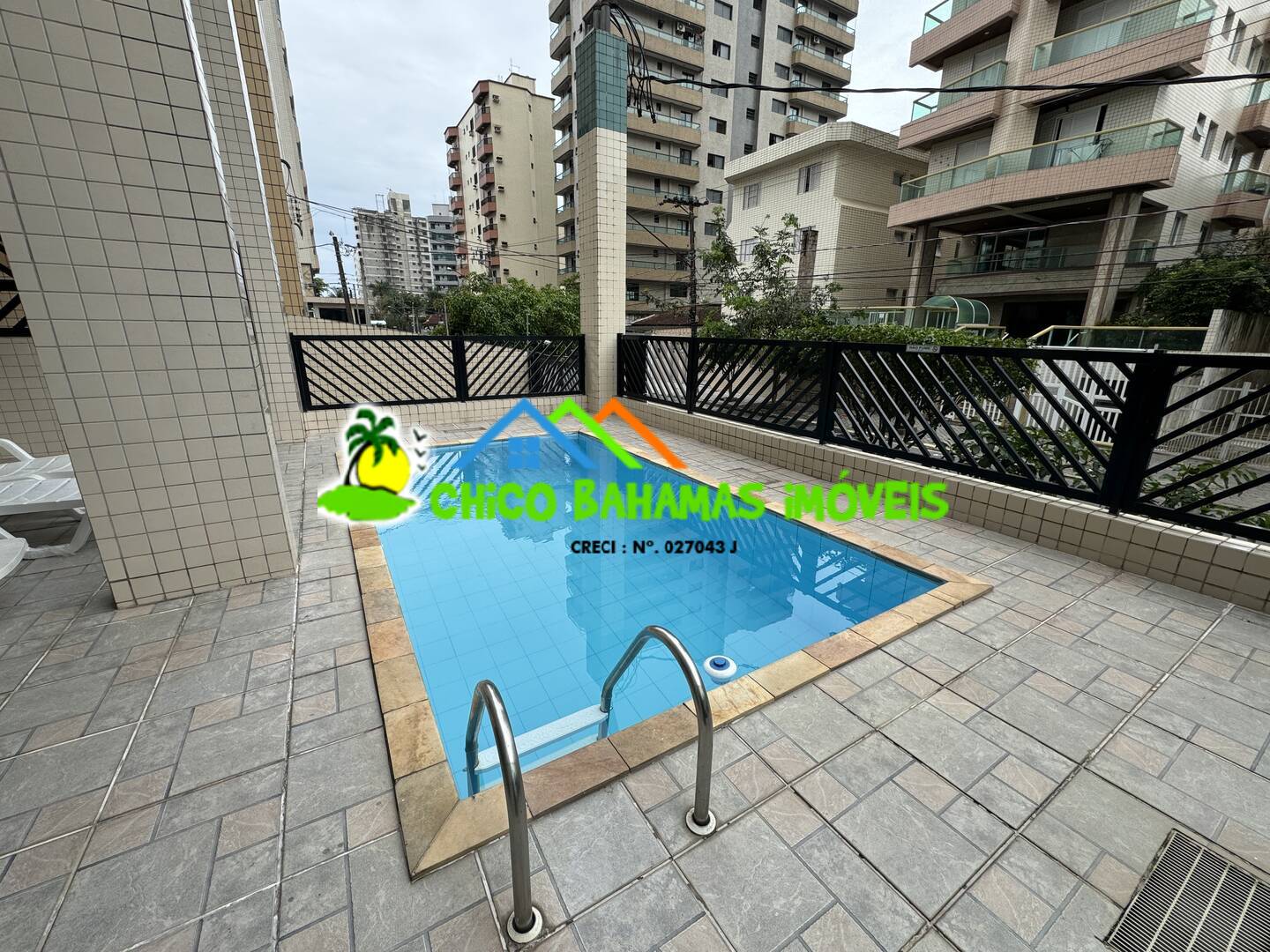 APARTAMENTO 01 DORMITÓRIO -VILA TUPI - 400 MTS DA PRAIA
